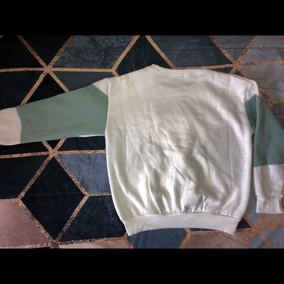 Sweatshirt - Picture 2 of 2